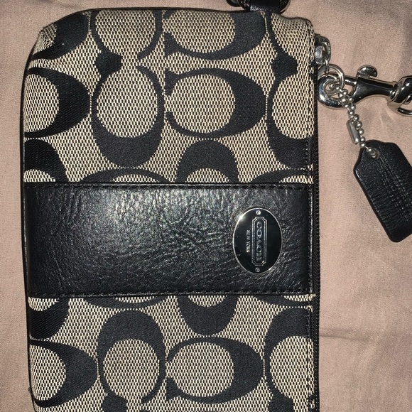 Coach Wristlet - Picture 2 of 3